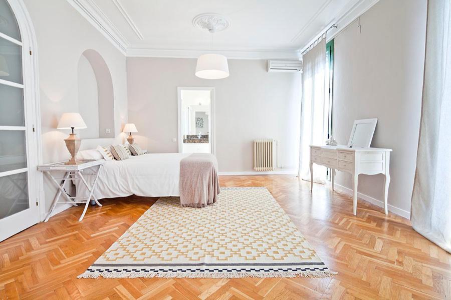 Friendly Rentals Caliu Barcelona Exterior foto